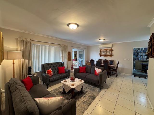 2 Bedroom Property for Sale in Sonstraal Western Cape